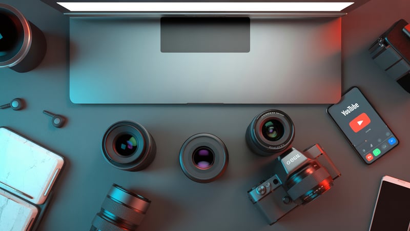 Choosing the Best Camera Lens for YouTube: A Pro Guide